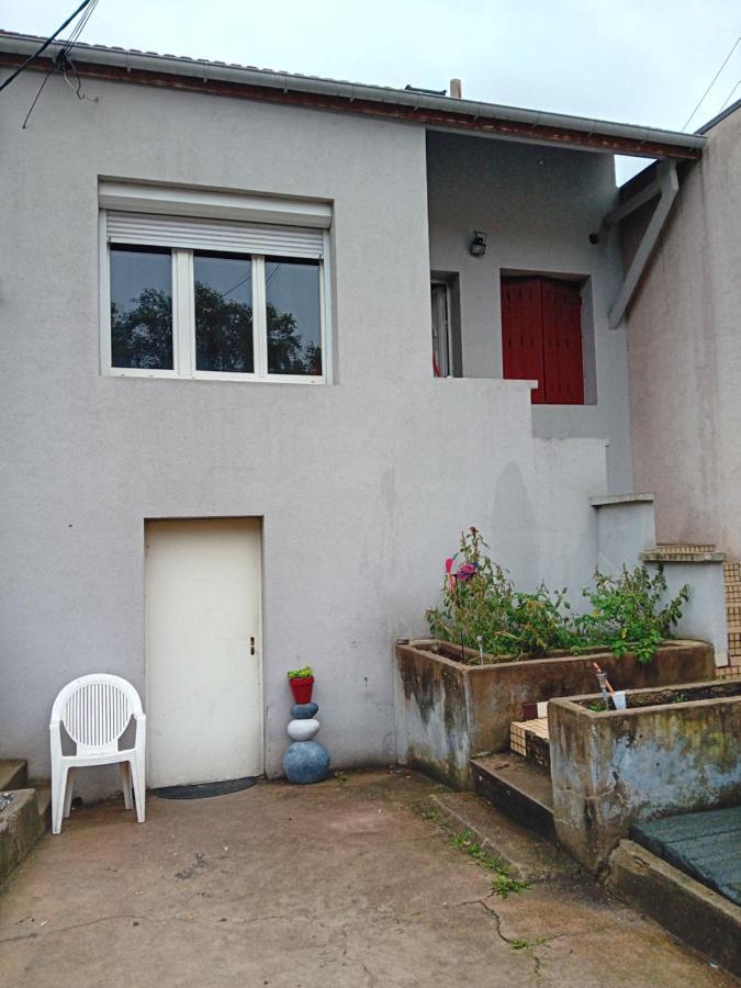 Une Maison En Ville Saint-Denis  Exterior foto
